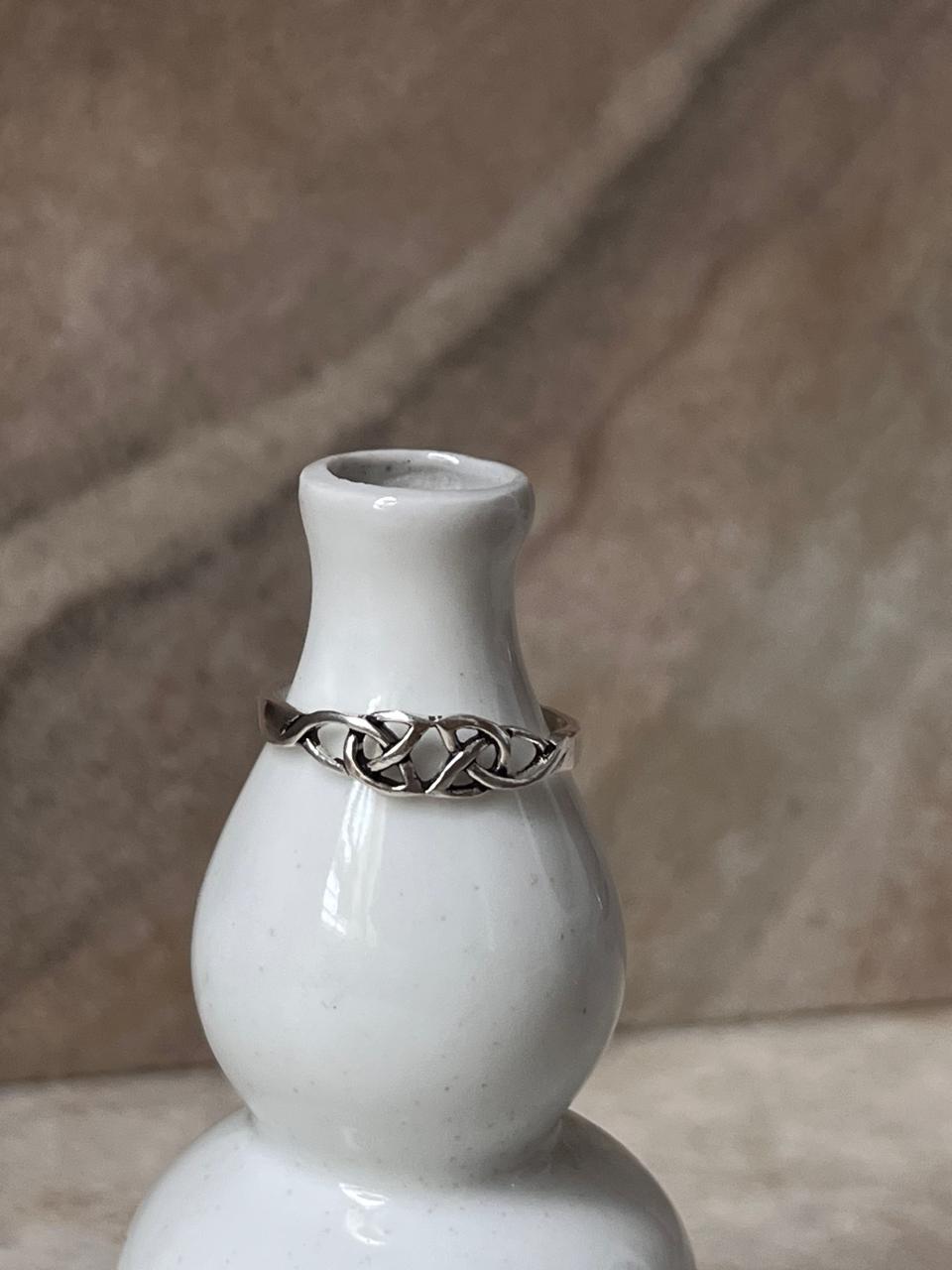 Small Celtic Knot 925 Sterling Silver Ring