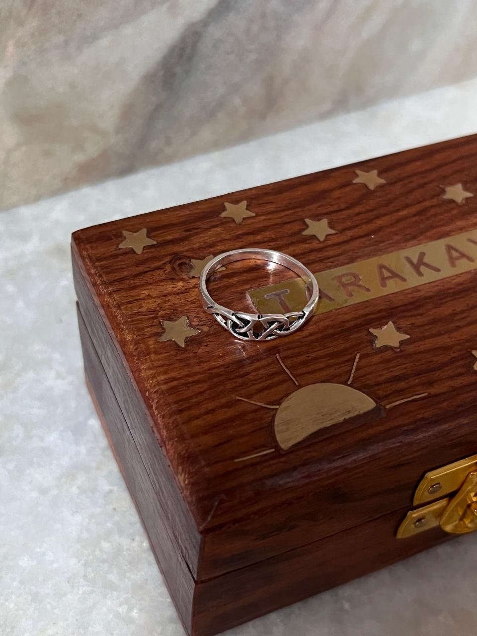 Small Celtic Knot 925 Sterling Silver Ring