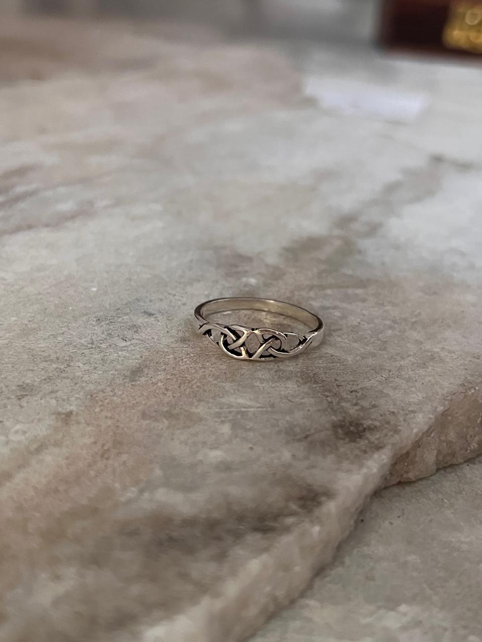 Small Celtic Knot 925 Sterling Silver Ring