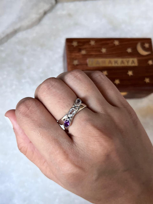 Women's healing crystal 925 sterling silver ring featuring amethyst, clear quartz, and rose quartz  