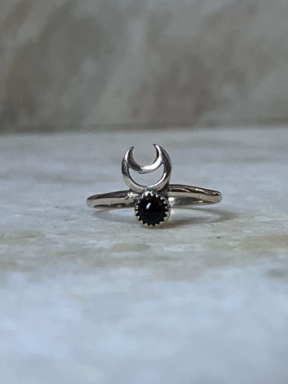 Black Onyx Crescent Moon 925 Sterling Silver Ring