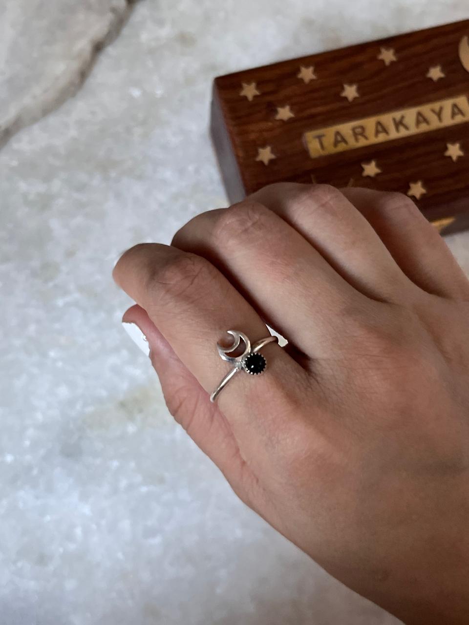 Black Onyx Crescent Moon 925 Sterling Silver Ring