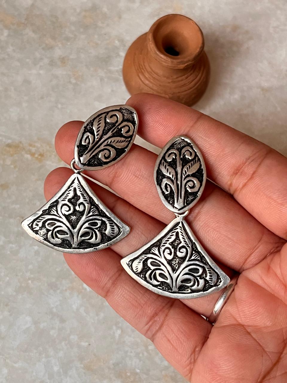 Antique Chitai handcrafted 925 Sterling Silver Earrings