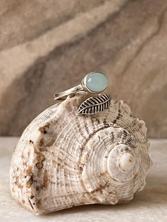Women's 925 Sterling Silver feather ring featuring aqua chalcedony gemstone