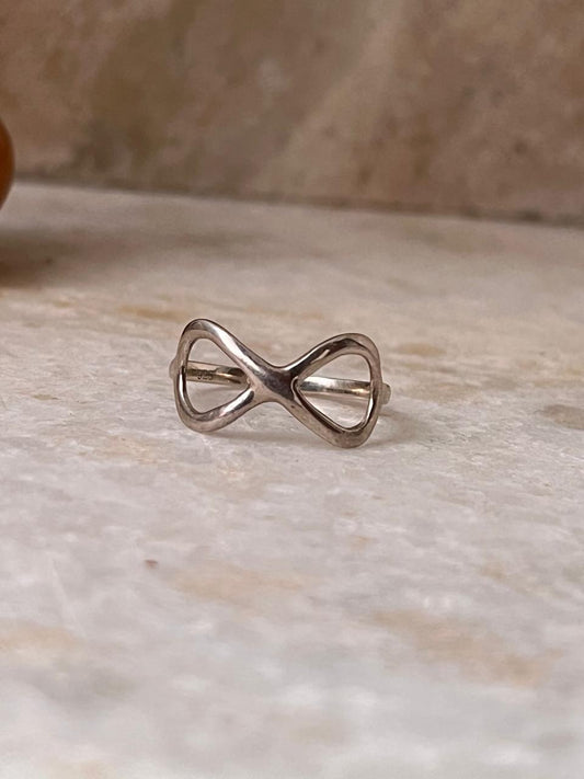 Plain Infinity 925 Sterling Silver Ring