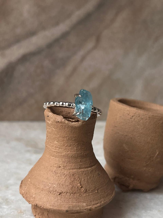 Blue Apatite Raw Uncut Dot Band 925 Sterling Silver Ring