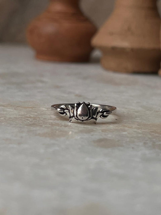 Moving Lotus 925 Sterling Silver Ring