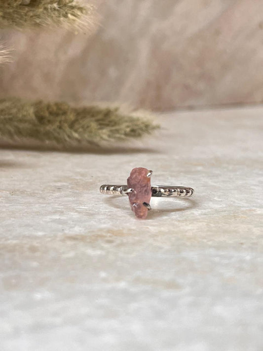 Rose Quartz Raw Uncut Dot Band 925 Sterling Silver Ring