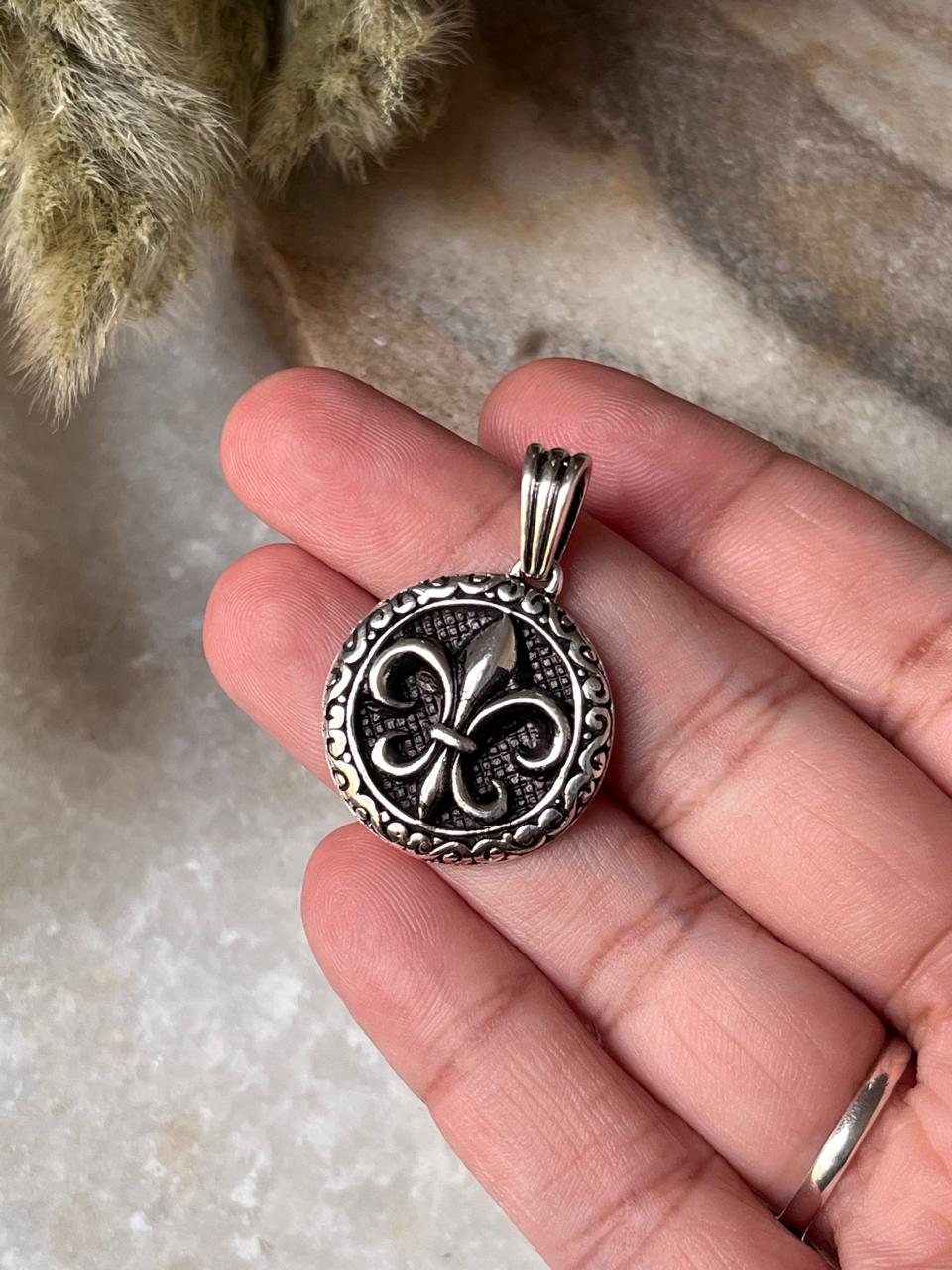 Classic Fleur De Lis Sterling Silver Pendant Necklace  