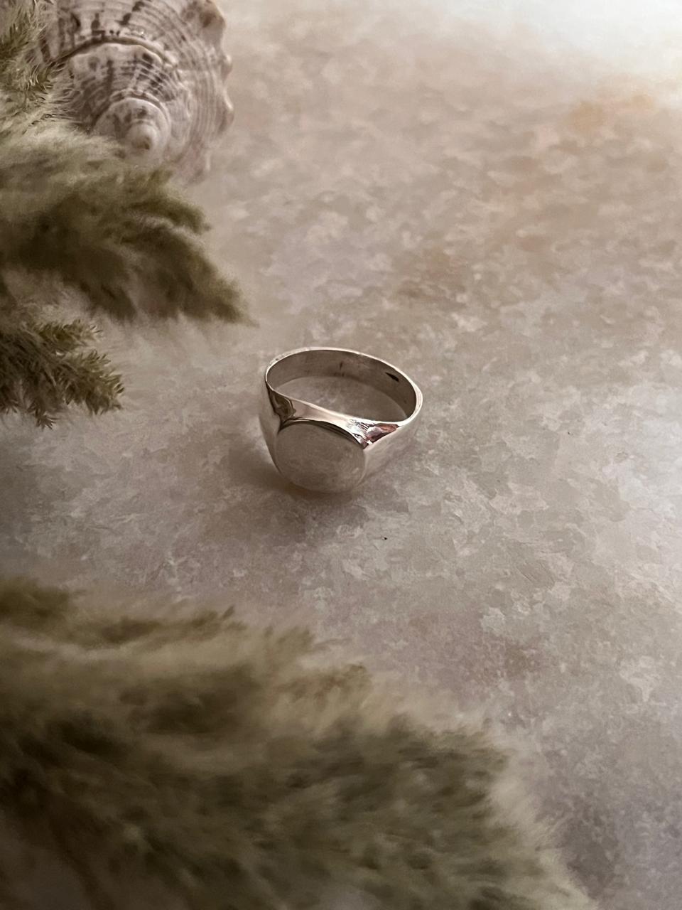 Plain Round Signet 925 Sterling Silver Ring