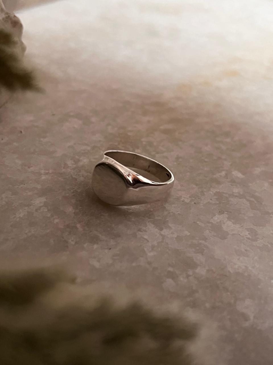 Plain Round Signet 925 Sterling Silver Ring