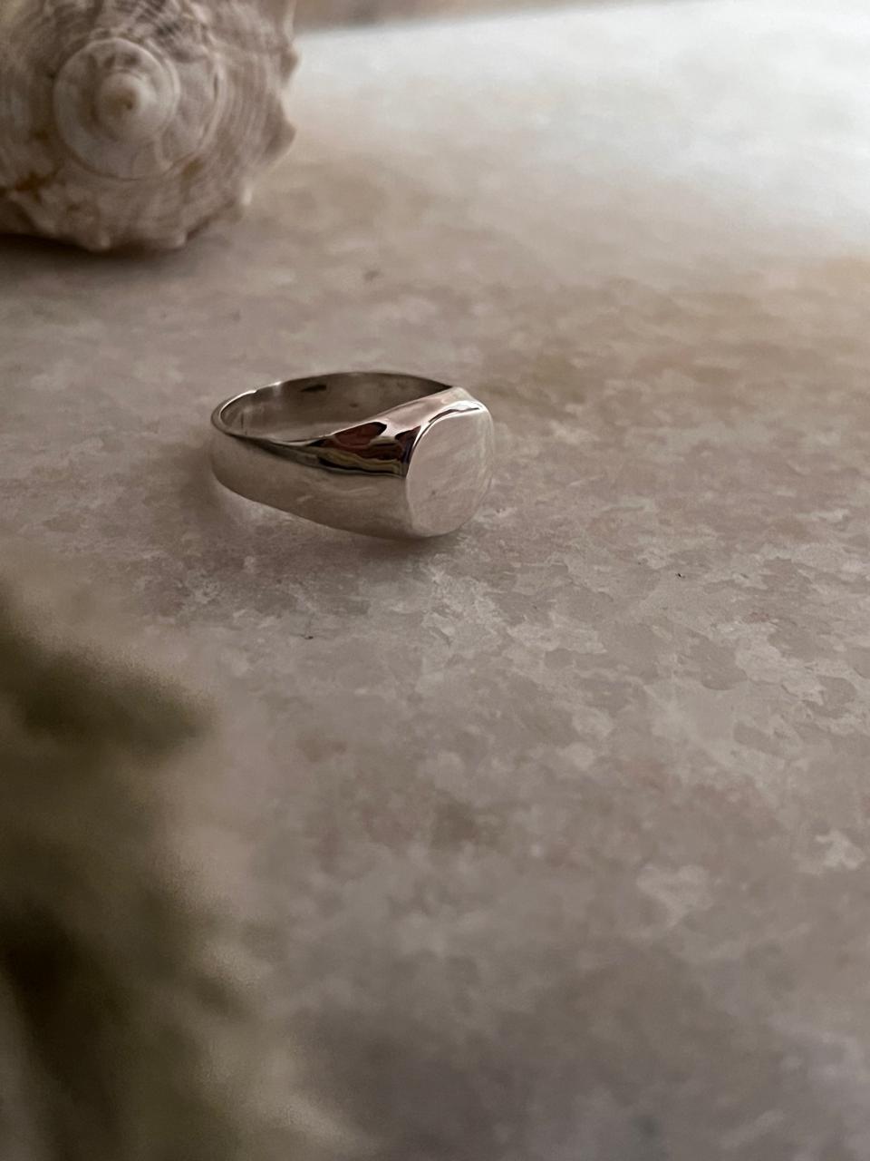 Plain Round Signet 925 Sterling Silver Ring
