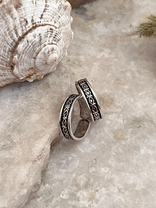Tribal toe ring in 925 sterling silver  