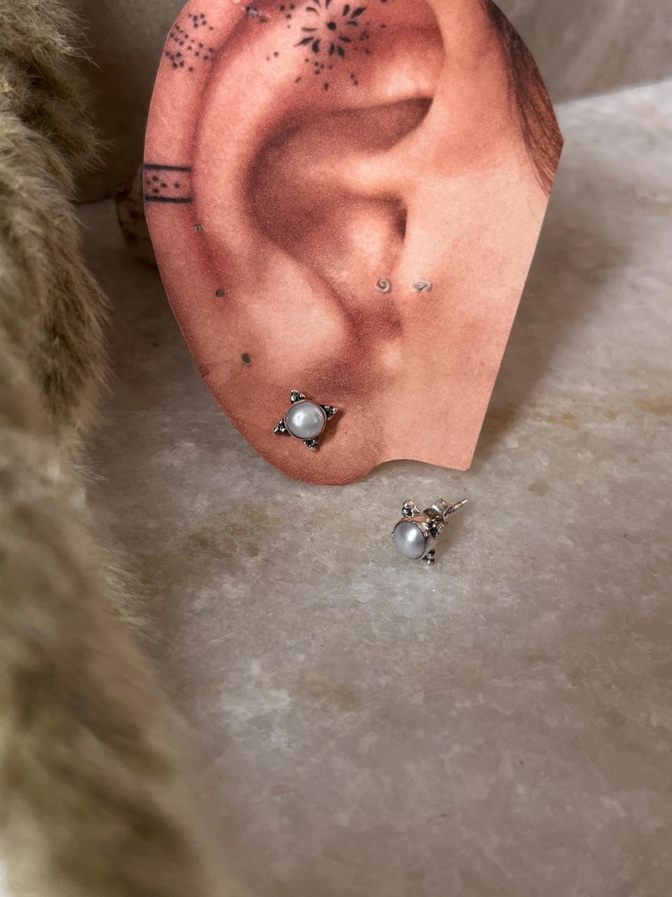 Fresh Water Pearl Boho Rawa Round Studs 925 Sterling Silver Earrings