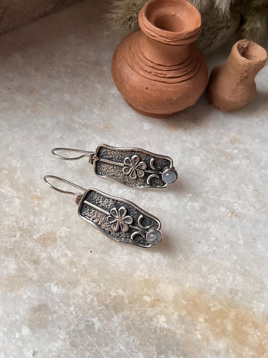 Moonstone Rustic Flower Statement Hook 925 Sterling Silver Earrings