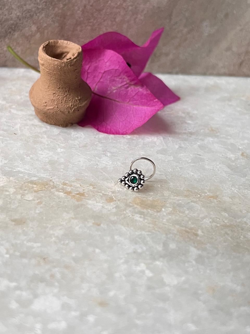 Tribal Rawa Green Cz Stone Wired Back 925 Sterling Silver Nose pin