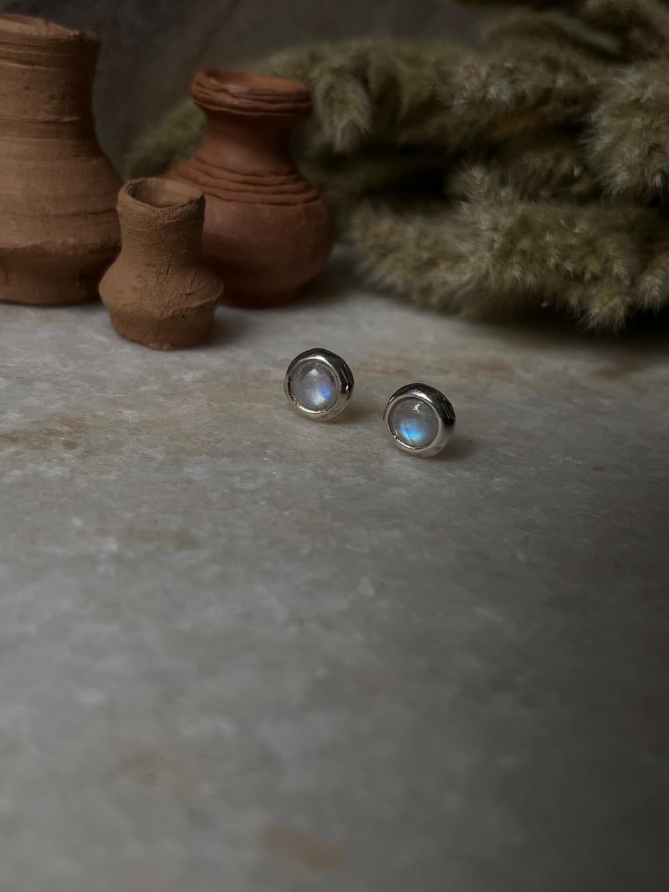 Moonstone Cab Stone Round 925 Sterling Silver Earrings