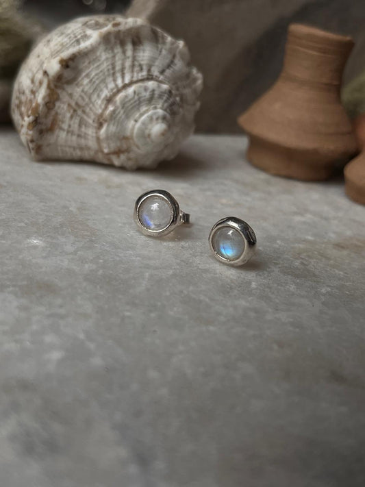 Moonstone Cab Stone Round 925 Sterling Silver Earrings