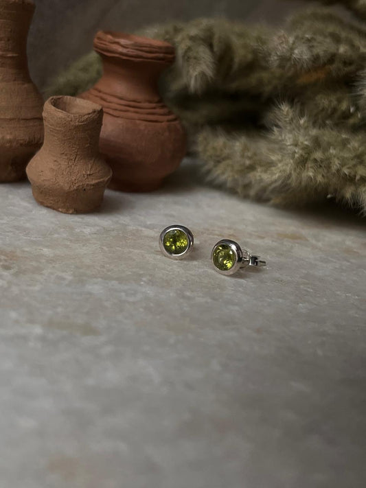 Peridot 6mm 925 Sterling Silver Studs