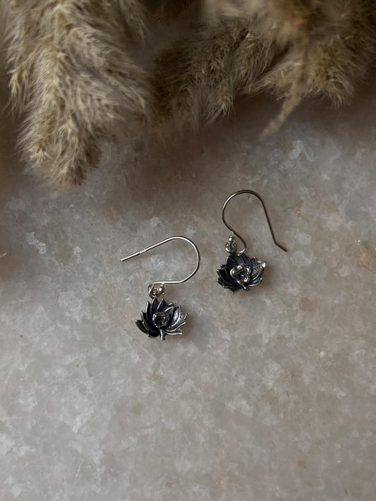 Small Lotus 925 Sterling Silver Earrings