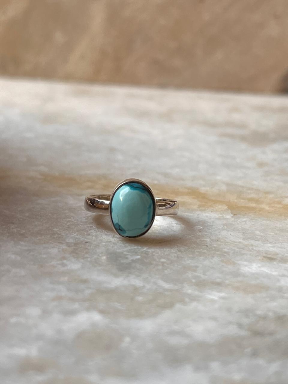 Natural Turquoise Oval 925 Sterling Silver Ring
