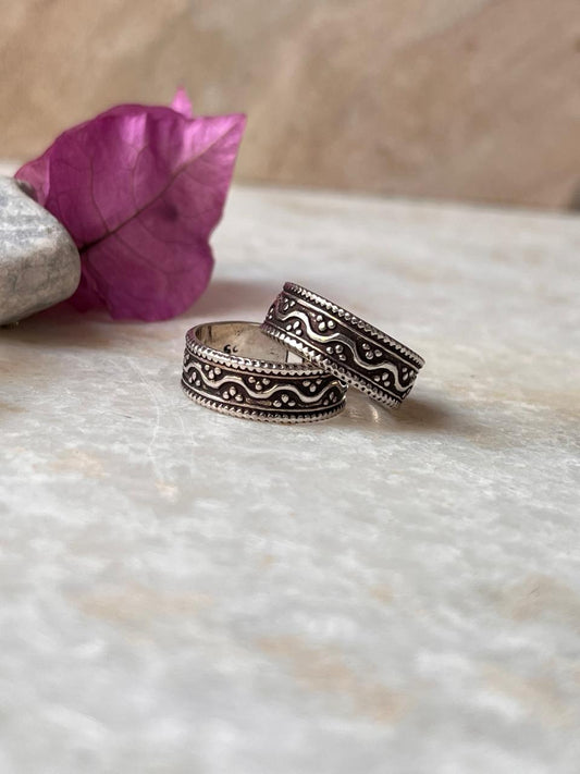 Antique Tribal Wavy Rawa Pure 925 Sterling Silver Toe Ring