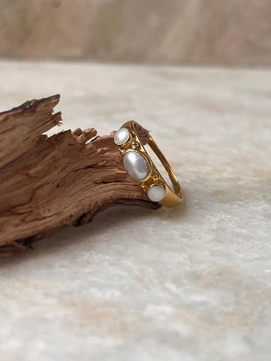 Gold Vermeil Fresh Water Pearl 3 Stone 925 Sterling Silver Ring