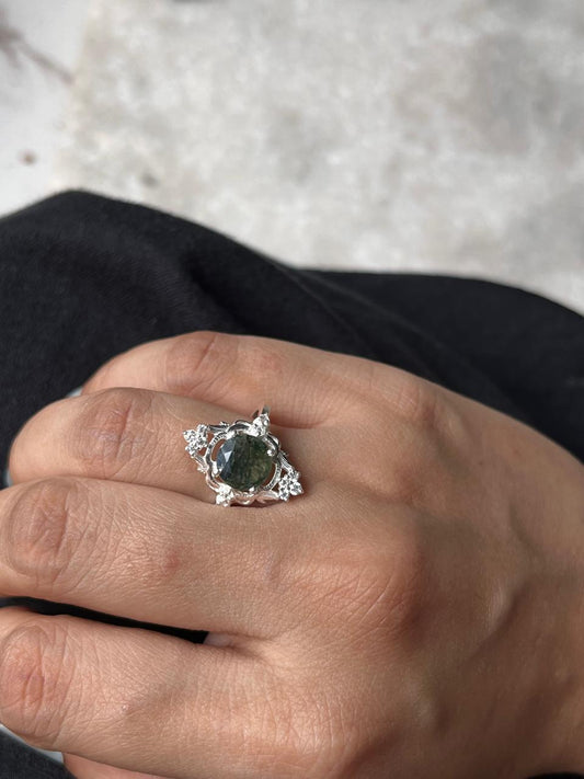 Moss Agate Vintage Round Solitaire Statement 925 Sterling Silver Ring