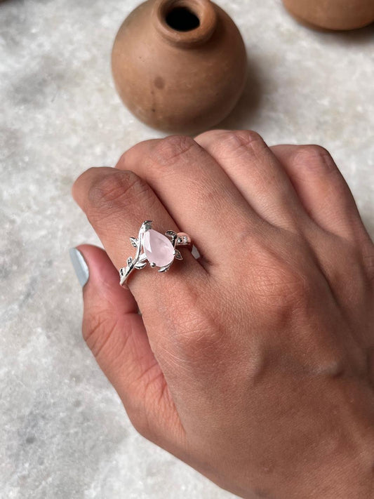 Rose Quartz Pear Forest Band 925 Sterling Silver Ring