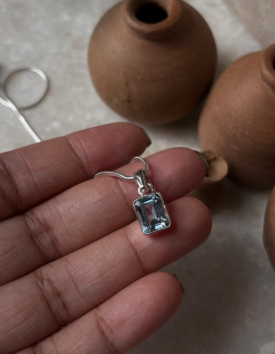 925 Silver Pendant with Rectangular Blue Topaz Gemstone  