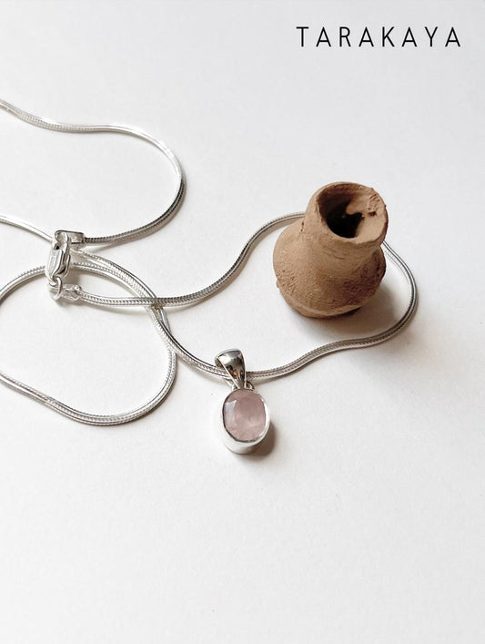 Rose Quartz Oval 925 Sterling Silver Pendant