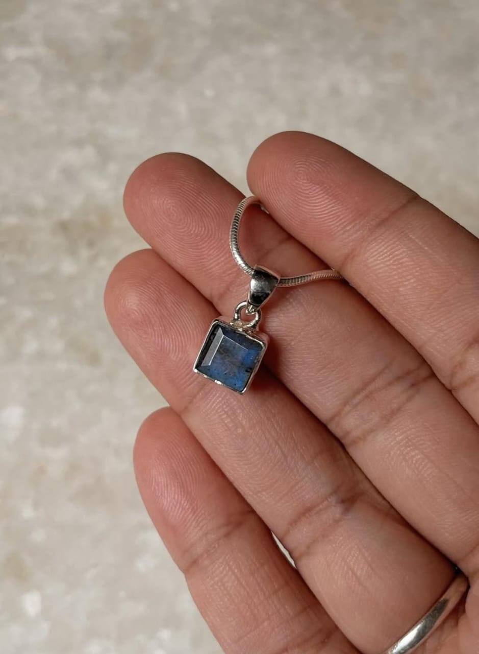 Labradorite Square Cut 925 Sterling Silver Unisex Pendant