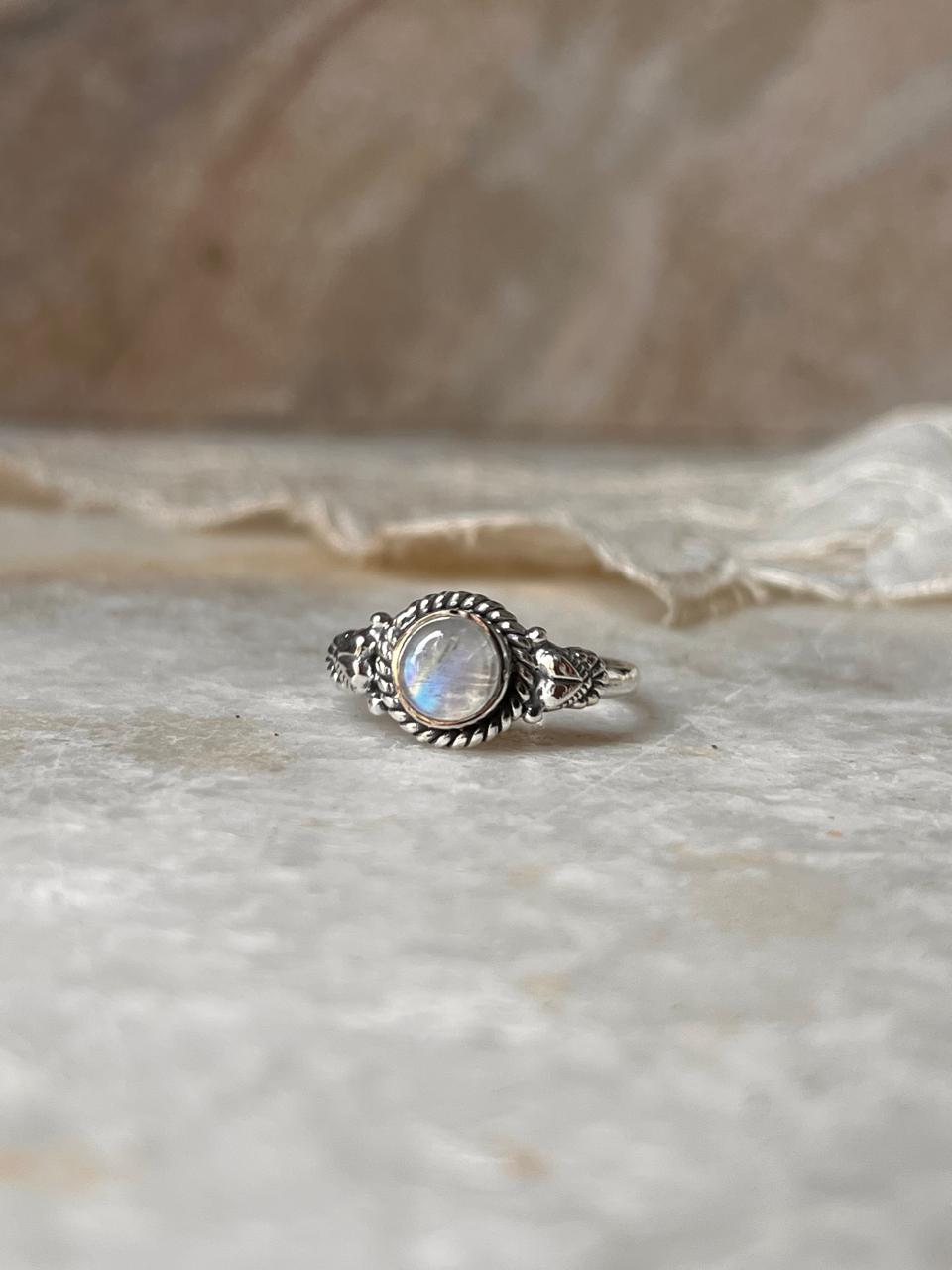 Moonstone Round Boho 925 Sterling Silver Ring