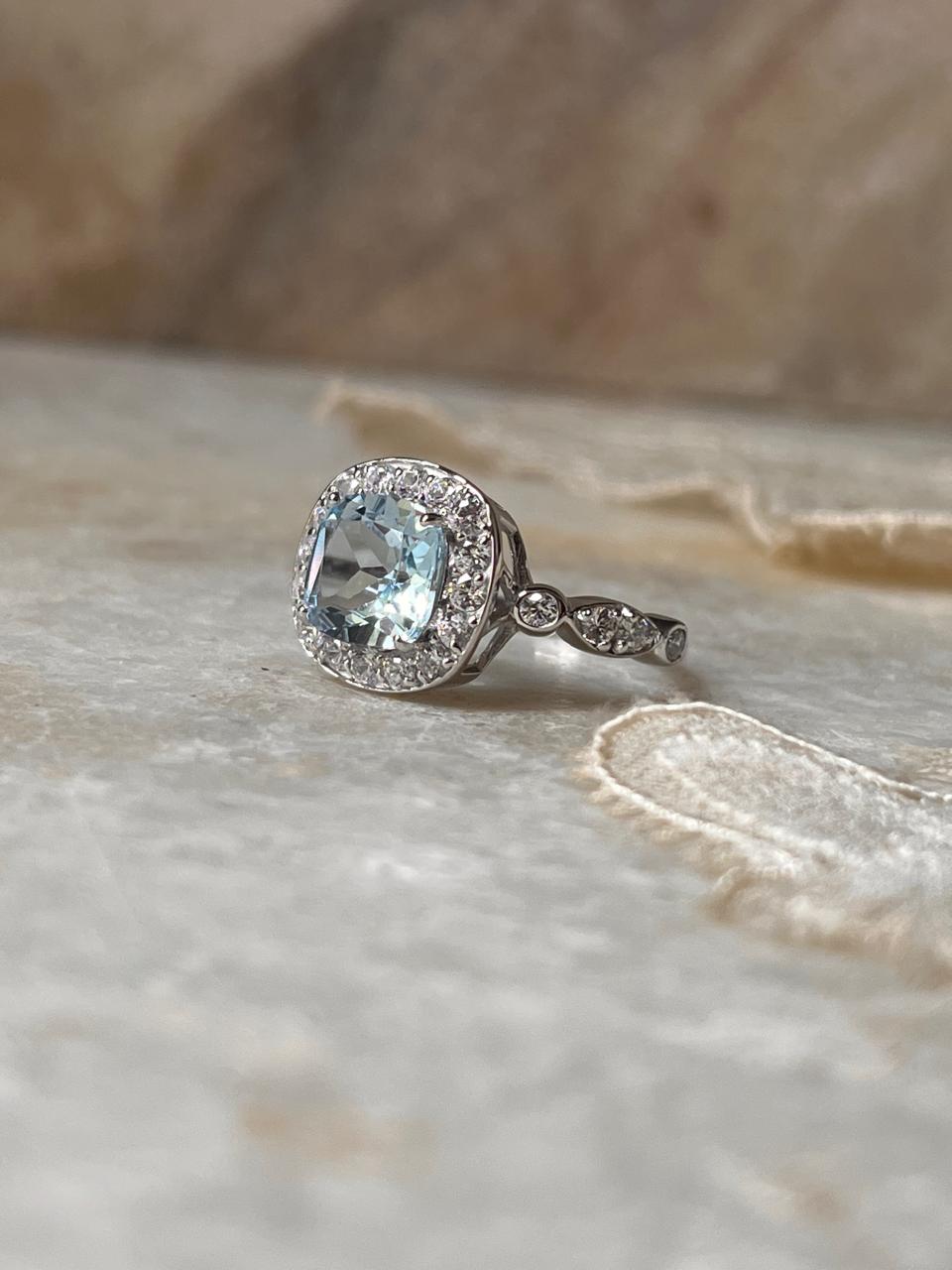 Blue Topaz & White Topaz Cushion Cut Vintage Solitaire 925 Sterling Silver Ring