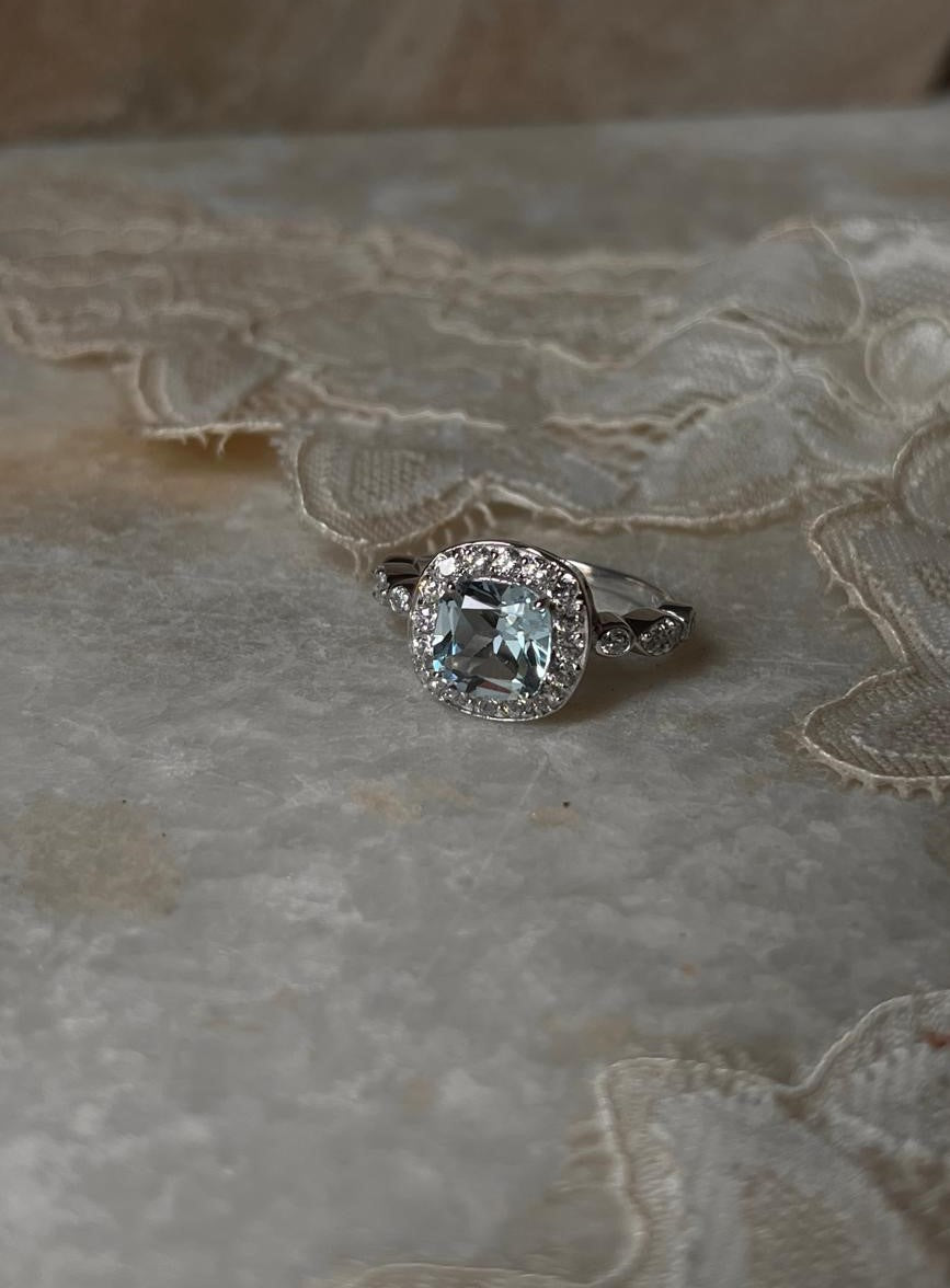 Blue Topaz & White Topaz Cushion Cut Vintage Solitaire 925 Sterling Silver Ring