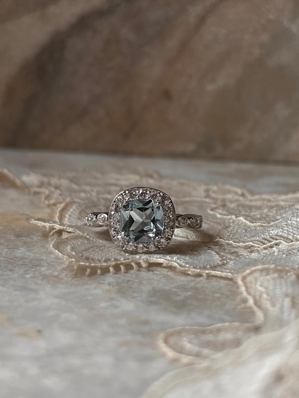 Blue Topaz & White Topaz Cushion Cut Vintage Solitaire 925 Sterling Silver Ring