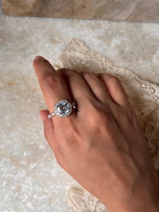 Blue Topaz & White Topaz Cushion Cut Vintage Solitaire 925 Sterling Silver Ring