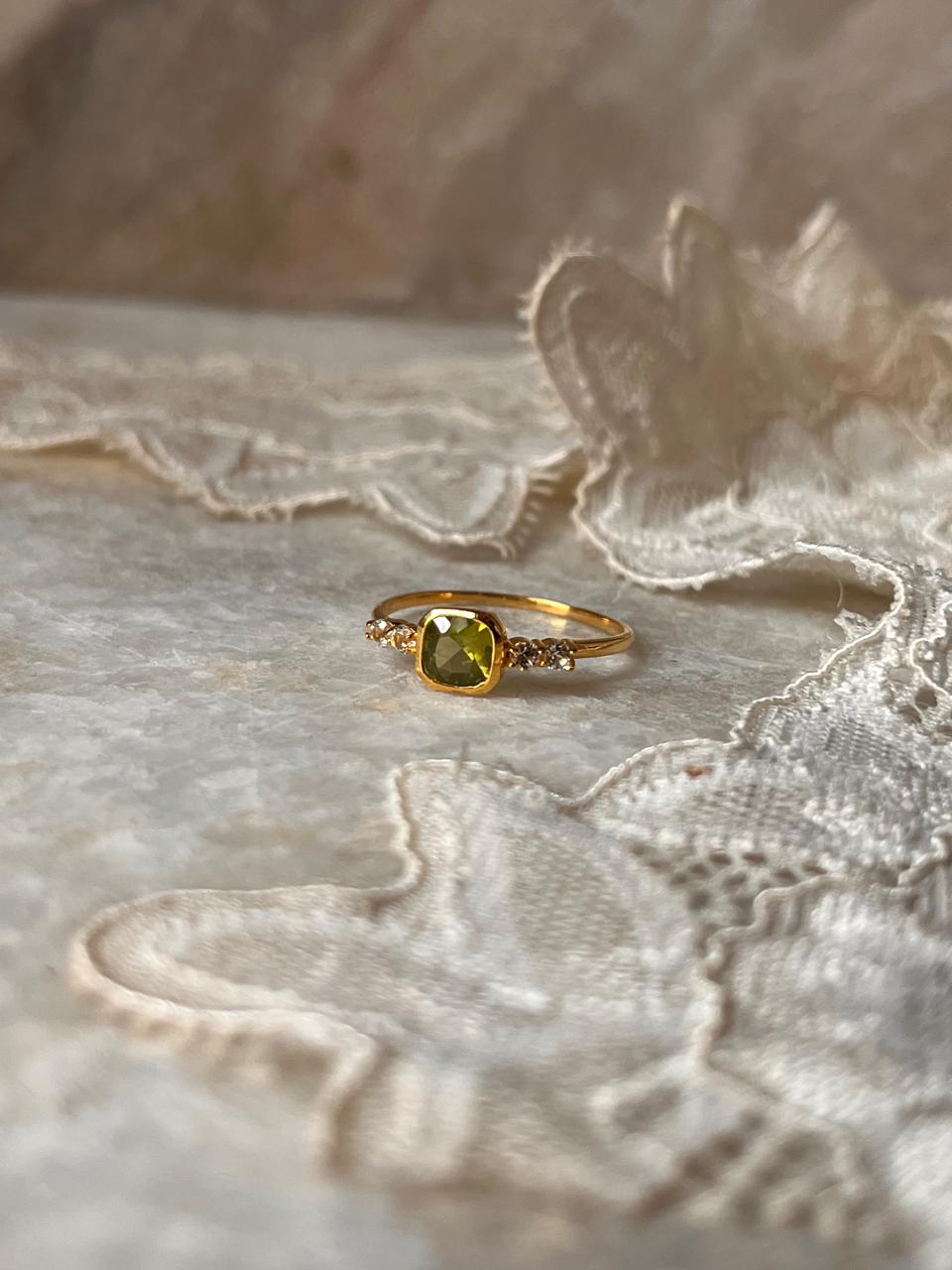 925 Sterling Silver Gold Vermeil Band Ring with Peridot and White Topaz