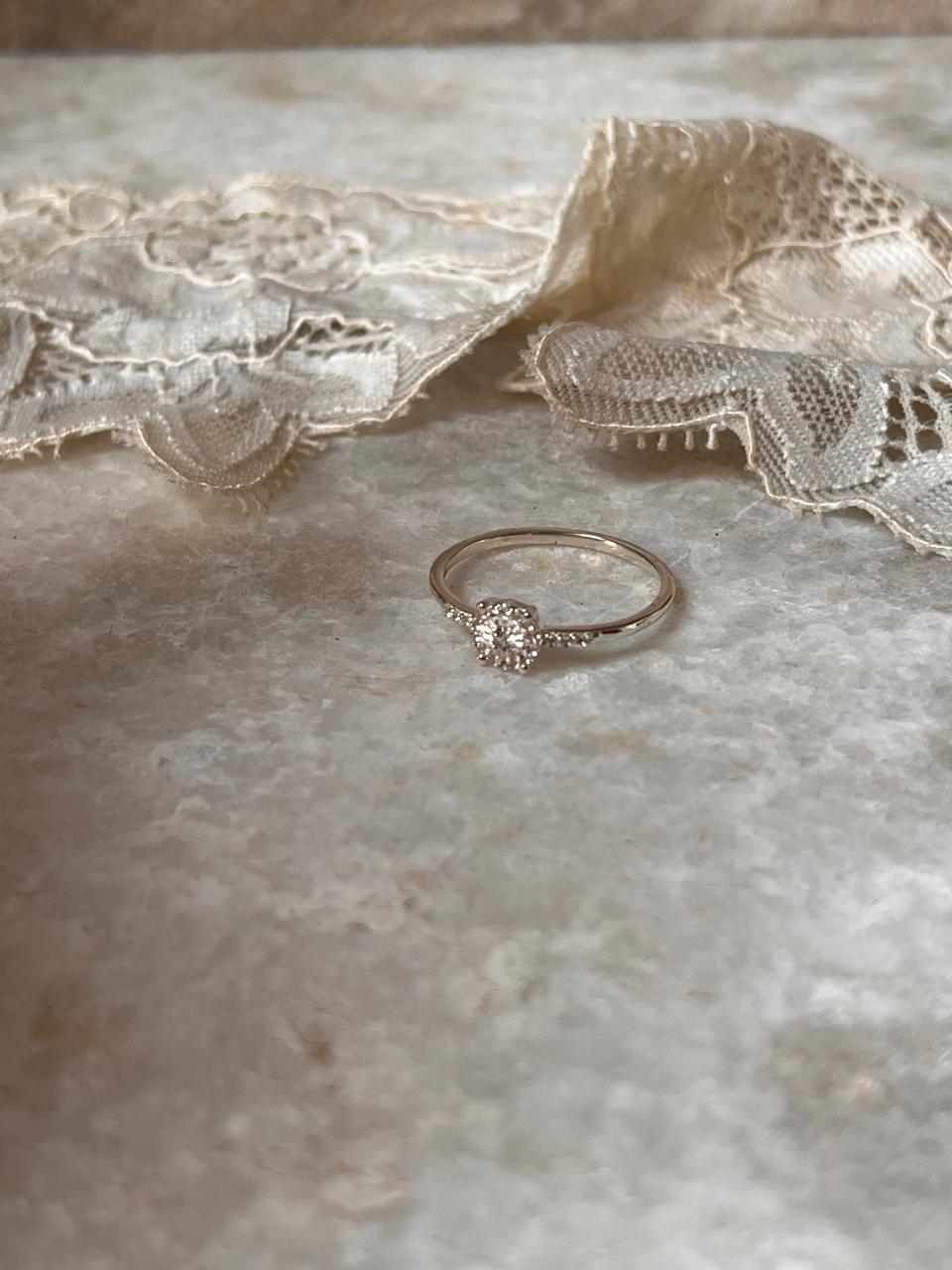 White Topaz Solitaire 925 Sterling Silver Ring