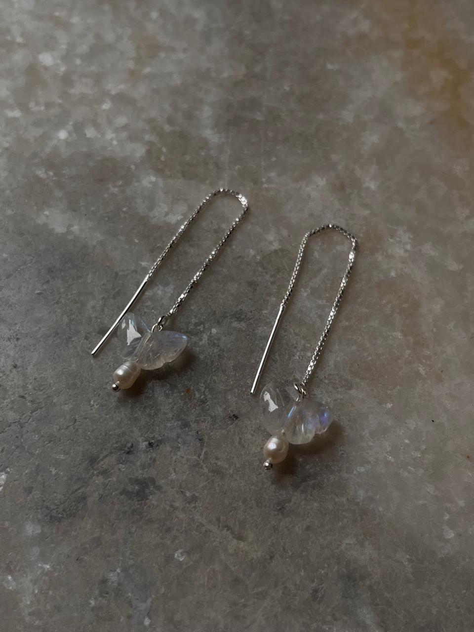 Rainbow moonstone Sui Dhaga earrings with pearl accents  