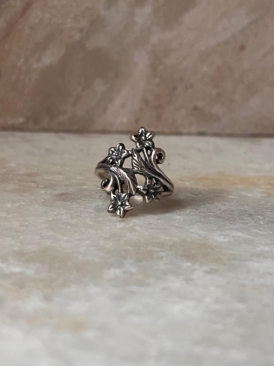 Detailed Forest Vintage 925 Sterling Silver Ring