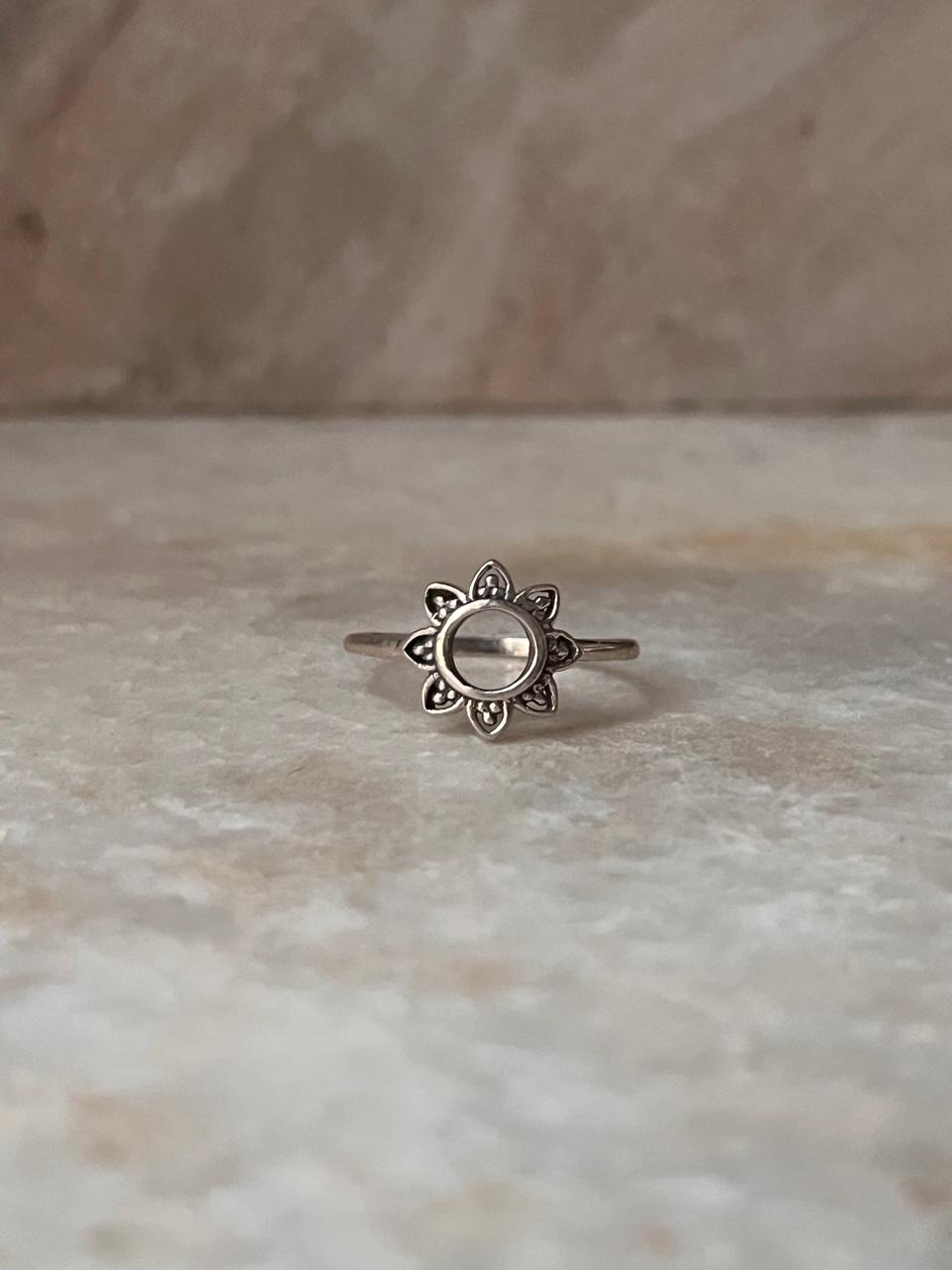 Soorajmukhi 925 Sterling Silver Ring