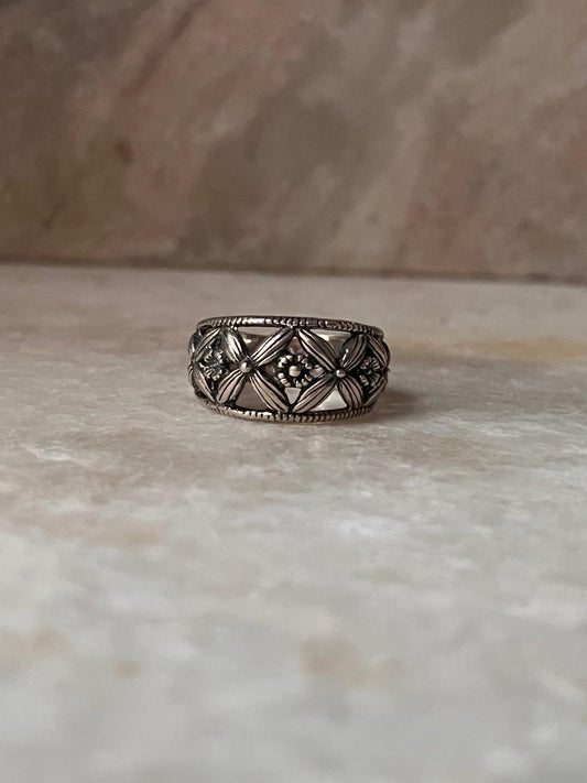 Tribey Floral 925 Sterling Silver Ring