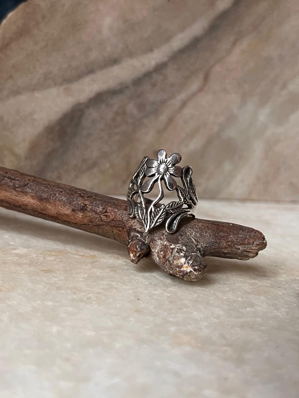 Bold flower garden design chunky silver ring  