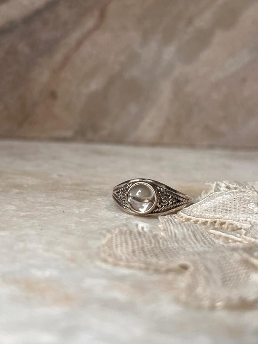 Detailed view of 925 sterling silver clear quartz master healer ring