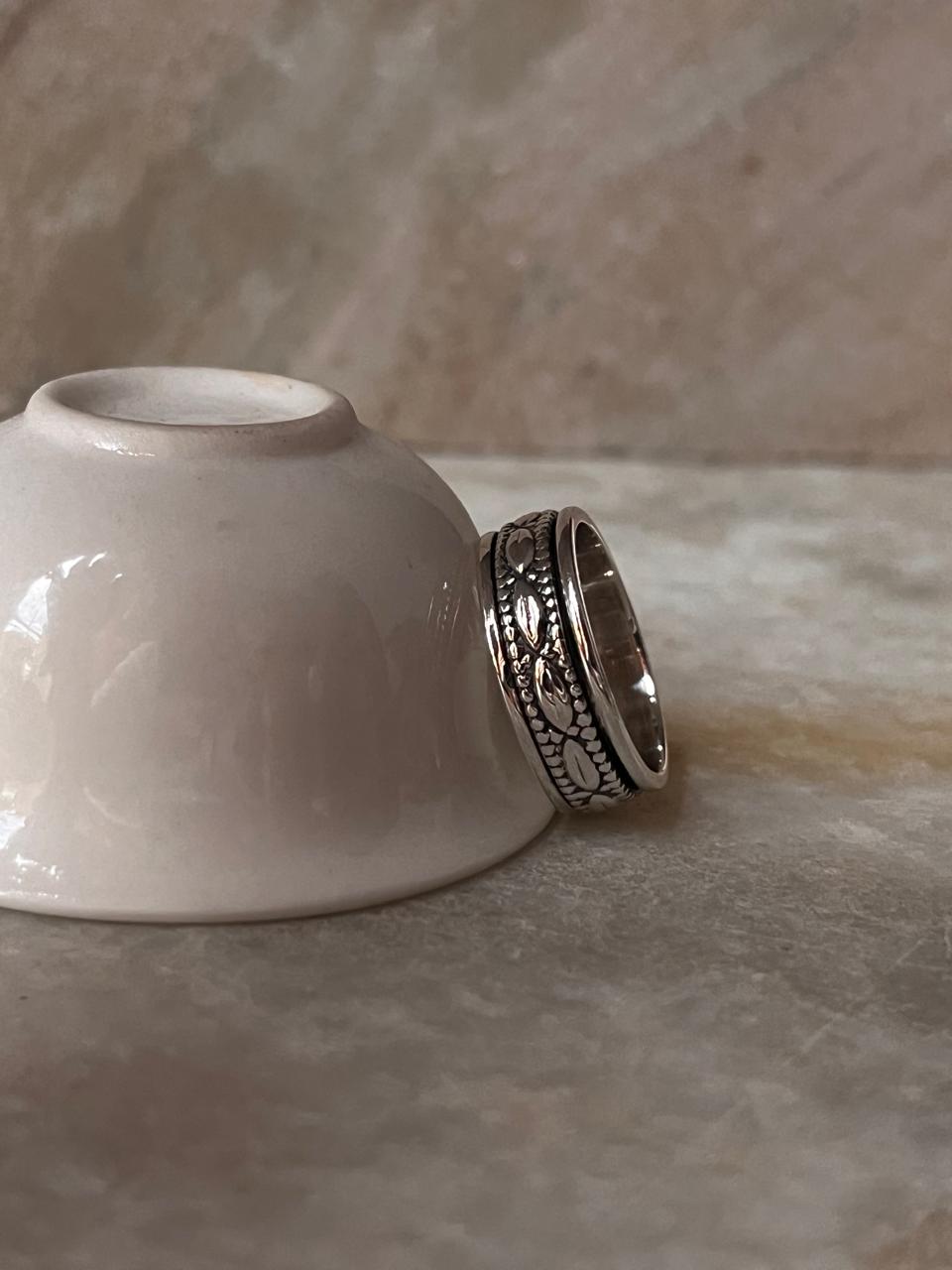 Tribal Rawa Spinner Band 925 Sterling Silver Ring