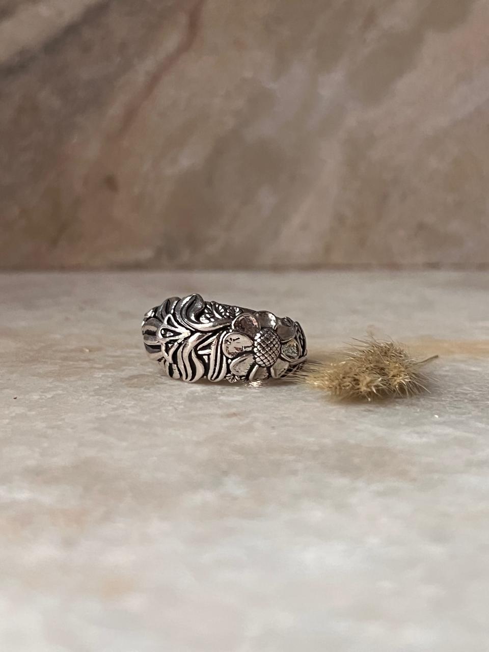 Detailed Garden Motif Adjustable 925 Sterling Silver Ring