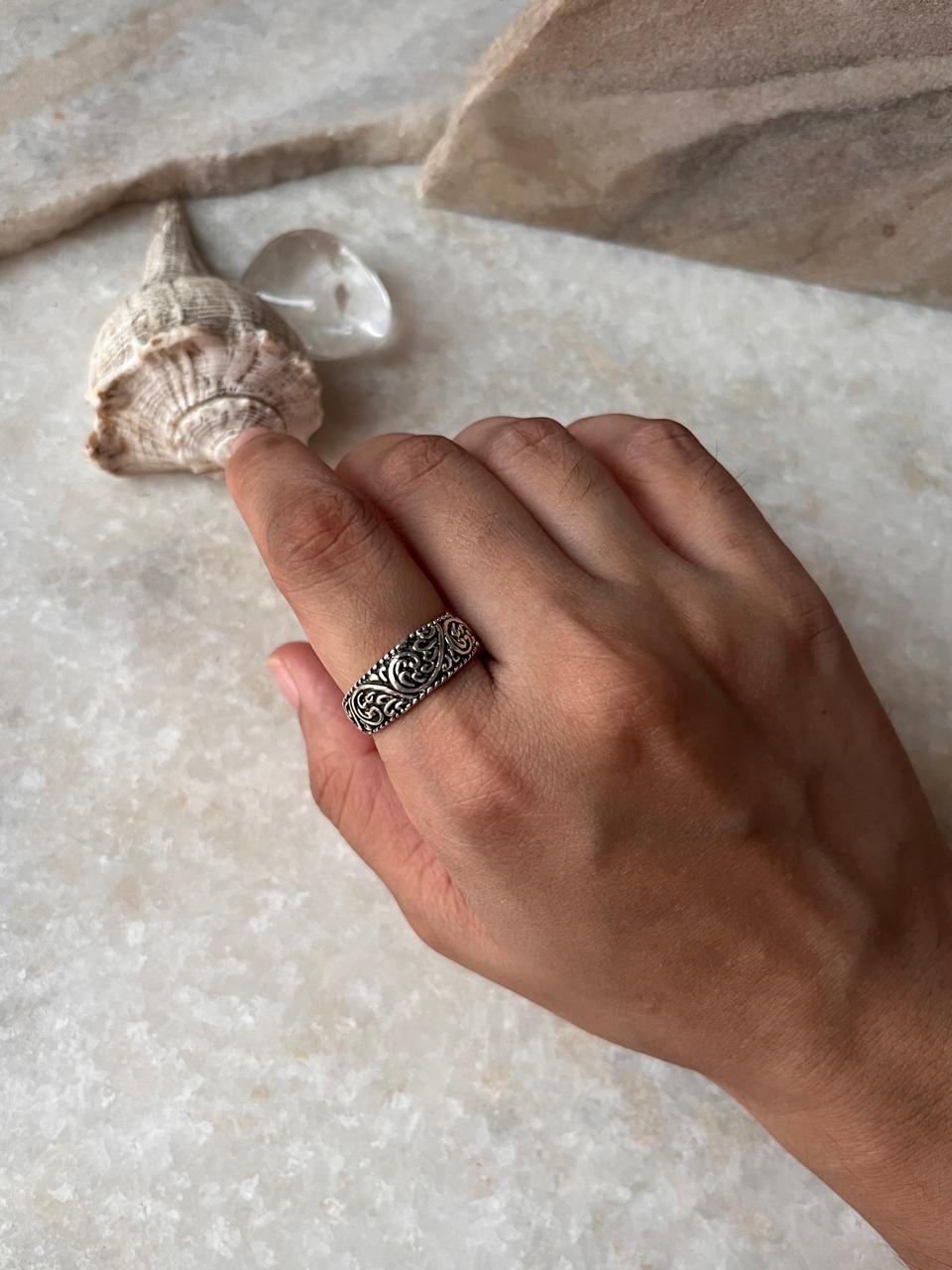 Vintage Motif Thick Band 925 Sterling Silver Ring