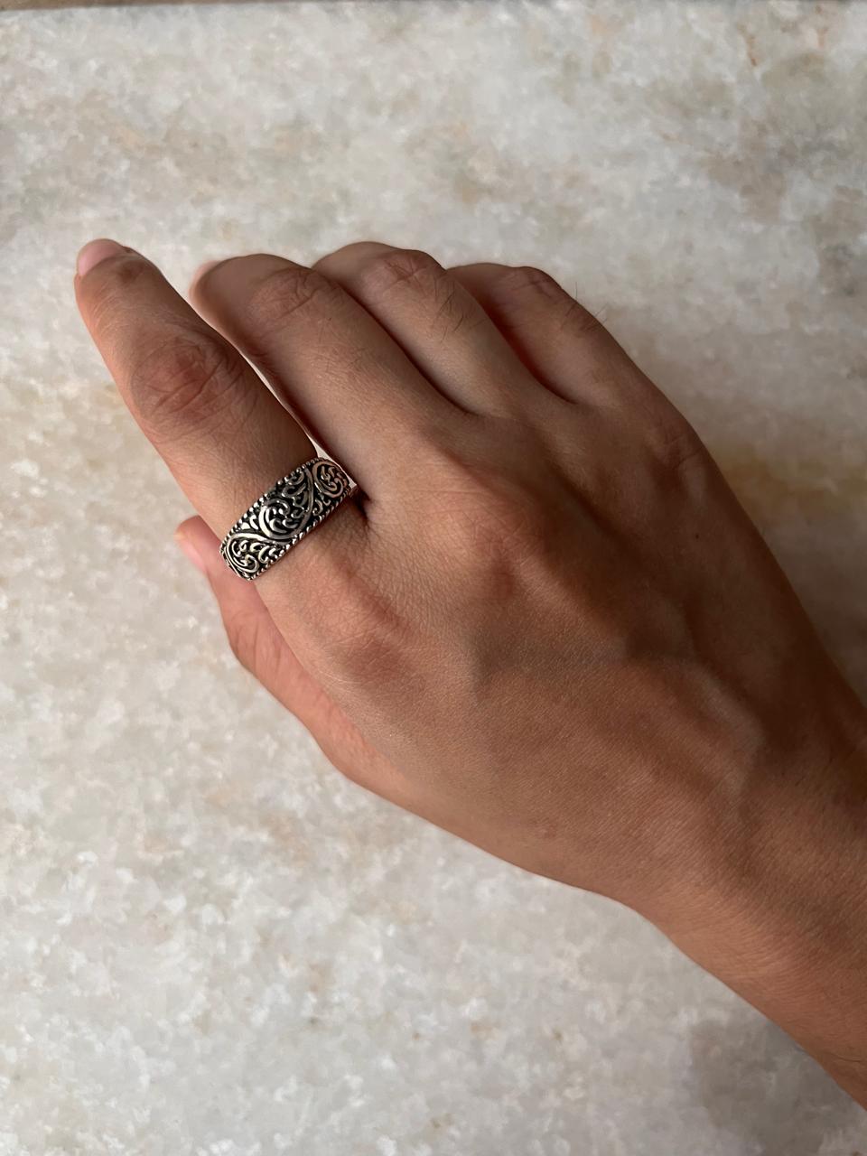 Vintage Motif Thick Band 925 Sterling Silver Ring
