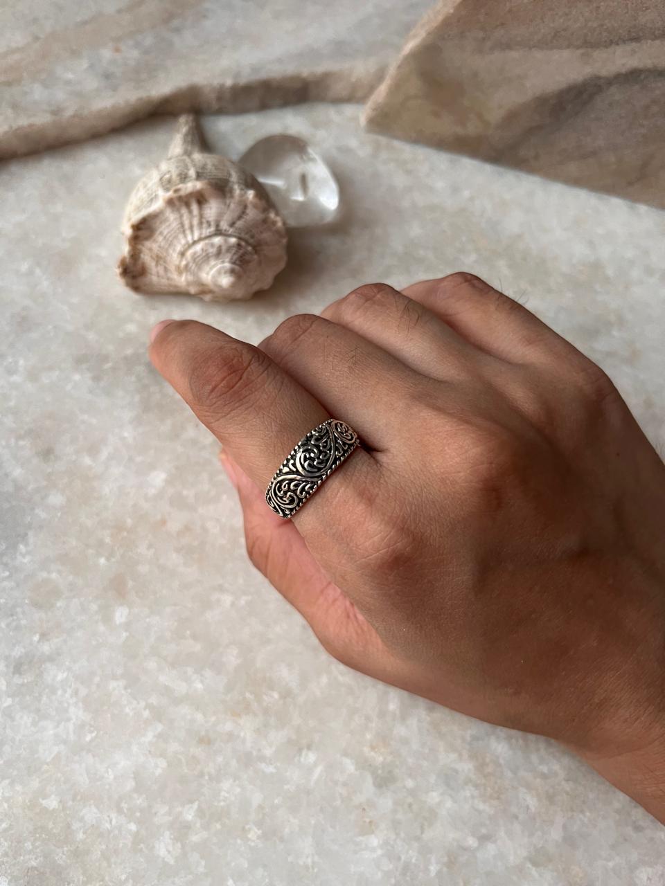 Vintage Motif Thick Band 925 Sterling Silver Ring